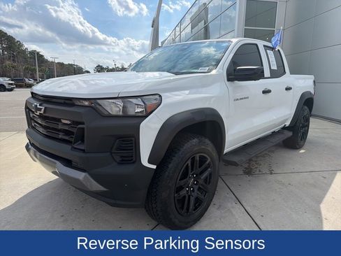 Used 2024 Chevrolet Colorado Trail Boss w/ Technology Package image 5