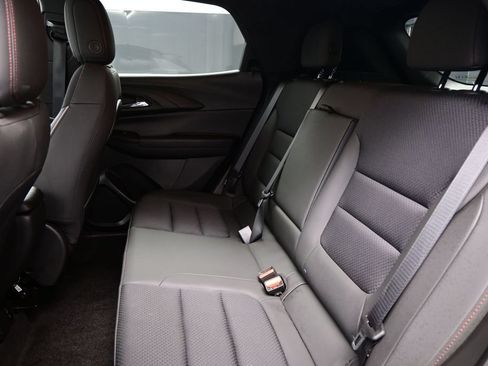 Used 2023 Chevrolet TrailBlazer RS w/ Convenience Package FWD image 30