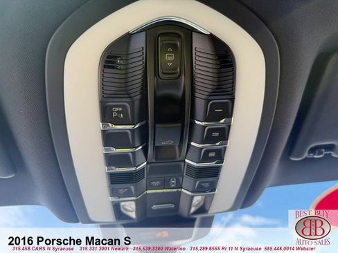 Used 2016 Porsche Macan S AWD/4WD image 27