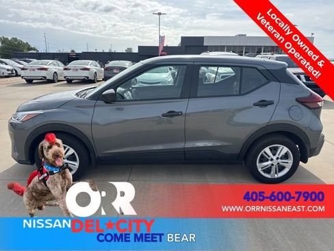 Certified 2025 Nissan Kicks Play S FWD image 2