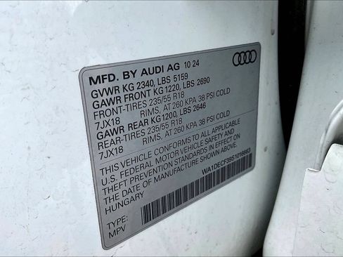 Used 2025 Audi Q3 2.0T Premium AWD/4WD image 31