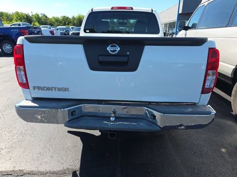 Used 2014 Nissan Frontier S RWD image 9