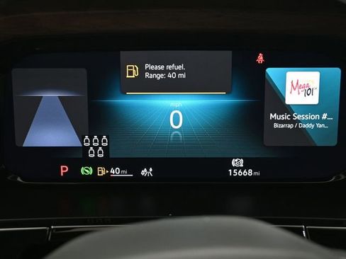 Used 2025 Volkswagen Atlas SE image 13