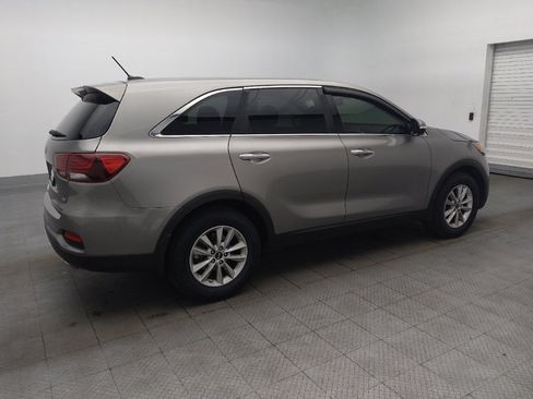 Used 2019 Kia Sorento LX image 10