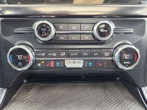 Used 2021 Ford F150 Platinum w/ Equipment Group 701A High AWD/4WD image 28