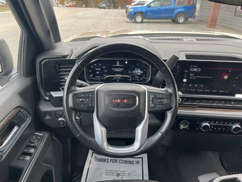 Used 2022 GMC Sierra 1500 Elevation image 32