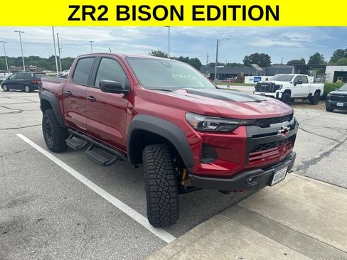 Used 2026 Chevrolet Colorado ZR2 w/ ZR2 Bison Edition AWD/4WD image 2