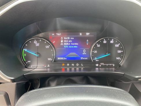 Used 2021 Ford Escape SEL image 18