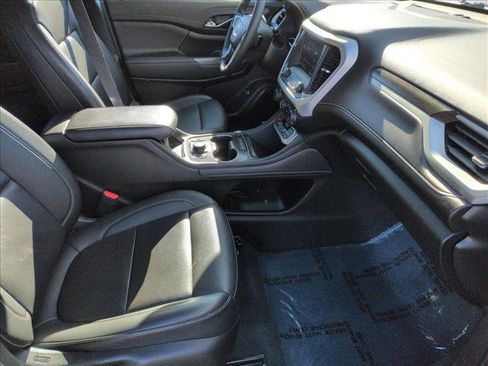 Used 2023 GMC Acadia SLT image 21
