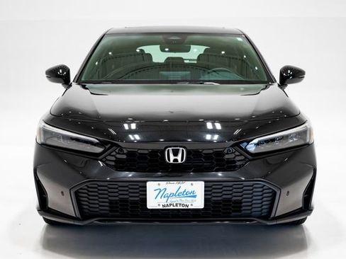 Used 2025 Honda Civic Sport Touring image 4