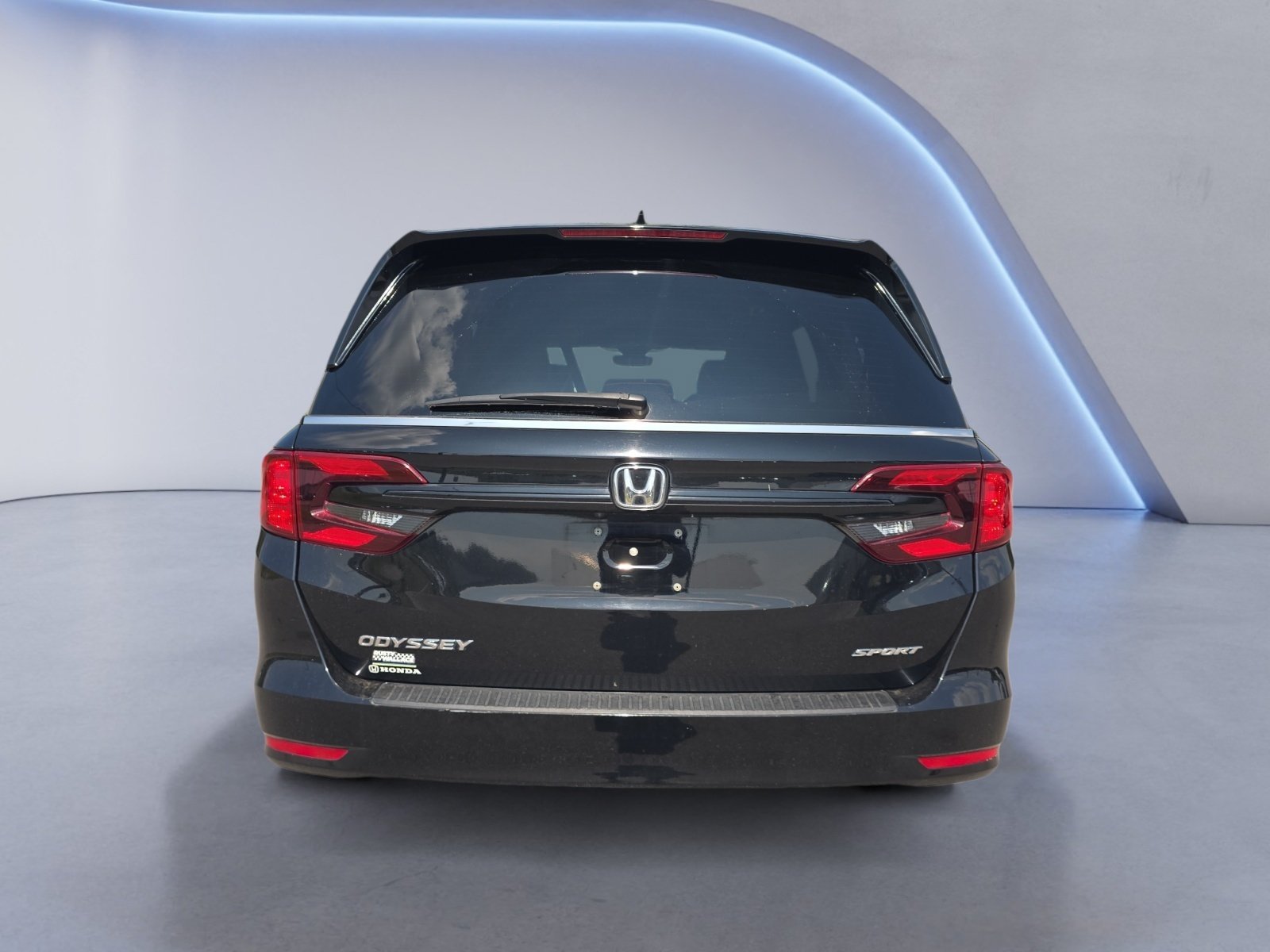Used 2023 Honda Odyssey Sport image 4