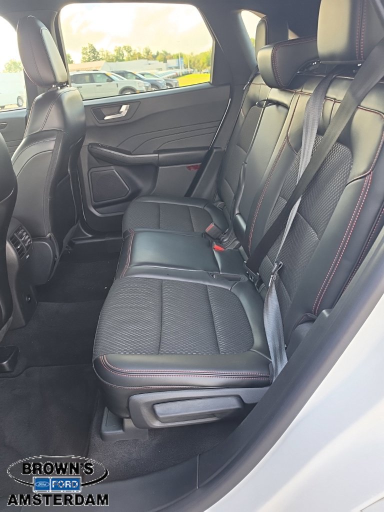 Used 2024 Ford Escape ST-Line w/ Tech Pack #1 AWD/4WD image 13