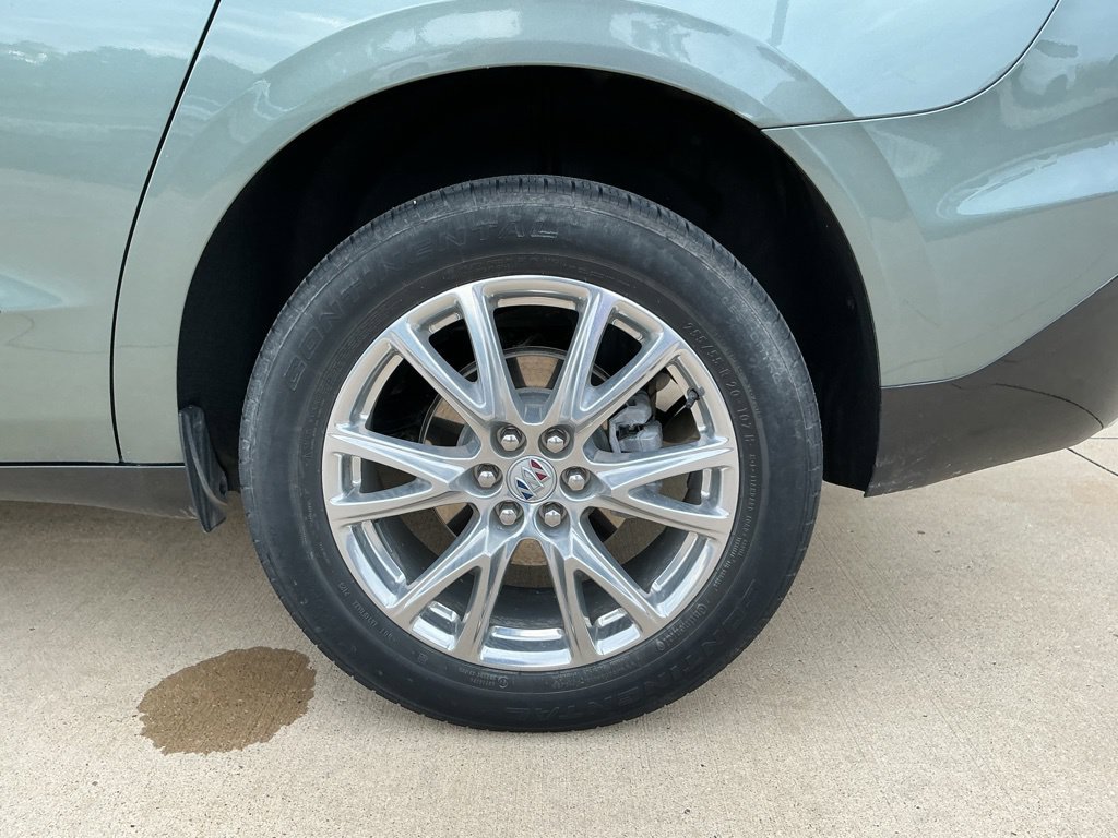 Used 2023 Buick Enclave Premium AWD/4WD image 6
