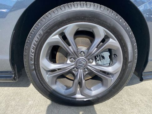 Certified 2024 Honda Accord EX-L image 29