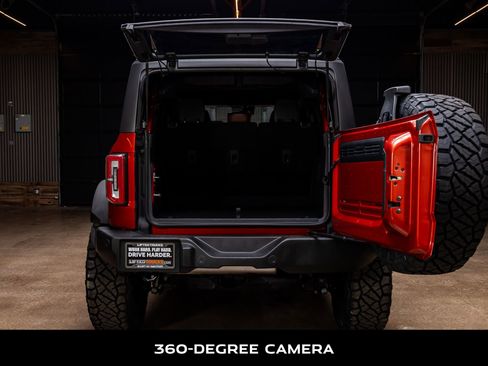 Used 2022 Ford Bronco Outer Banks w/ Sasquatch Package image 9