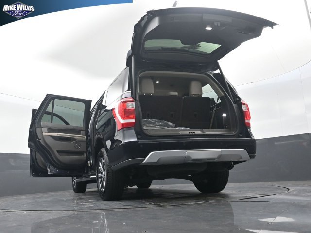 Certified 2021 Ford Expedition XLT RWD image 30
