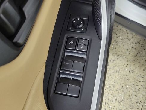 Used 2024 Toyota RAV4 LE image 22