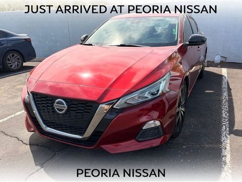 Used 2020 Nissan Altima 2.5 SR FWD image 1