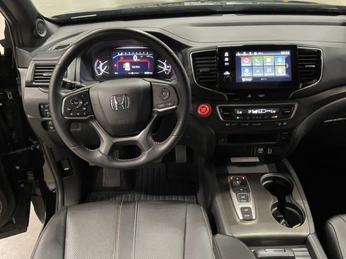 Used 2022 Honda Passport TrailSport image 12