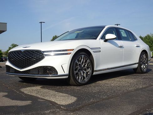 Used 2025 Genesis G90 3.5T AWD/4WD image 31
