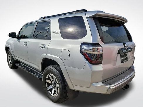 Used 2020 Toyota 4Runner TRD Off-Road Premium image 3
