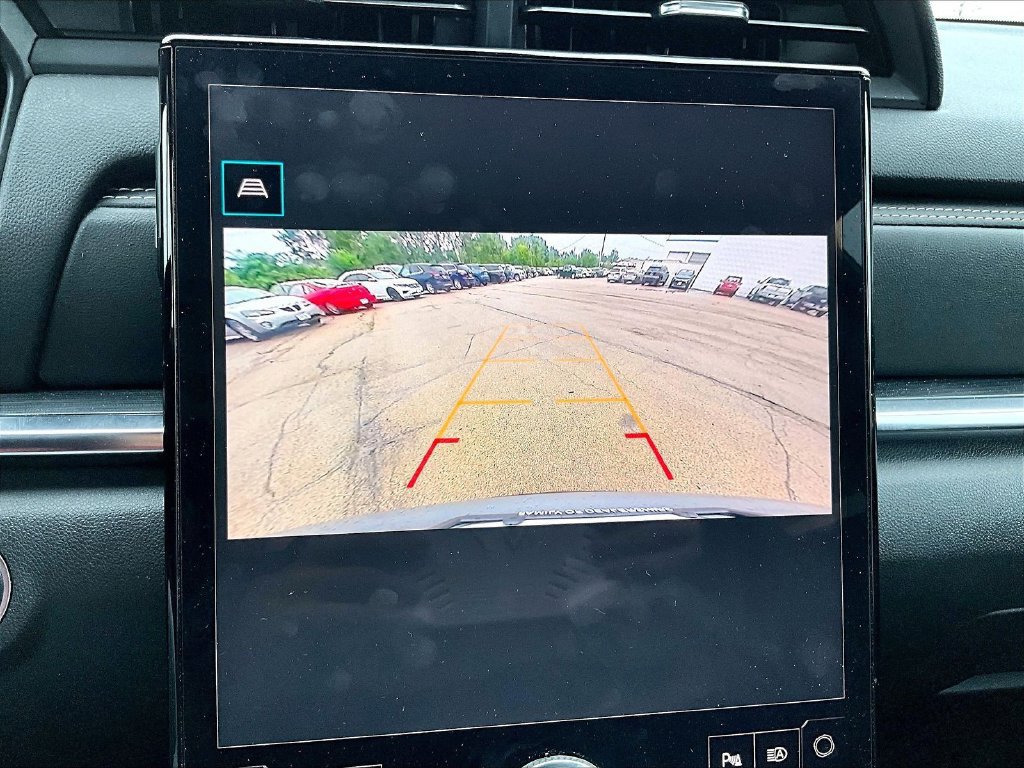 Used 2025 GMC Terrain Elevation AWD/4WD image 17