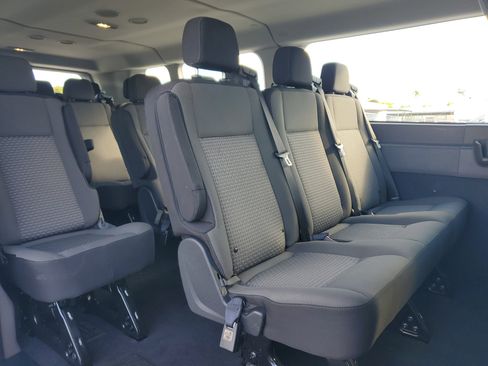 Used 2024 Ford Transit 350 XLT image 12