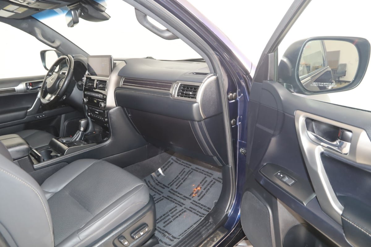 Used 2023 Lexus GX 460 Premium w/ Premium Package AWD/4WD image 38