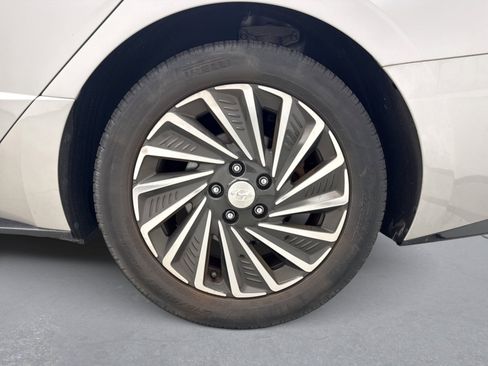 Used 2021 Hyundai Sonata SEL FWD image 12