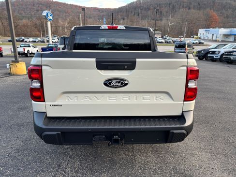 New 2025 Ford Maverick XLT w/ XLT Luxury Package image 5