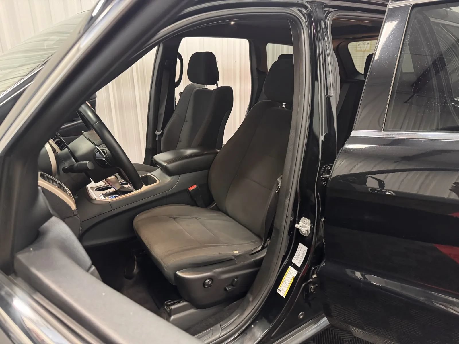 Used 2017 Jeep Grand Cherokee Laredo w/ Quick Order Package 23E AWD/4WD image 33