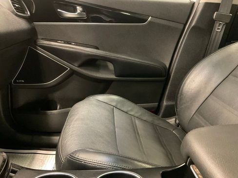 Used 2016 Kia Sorento SX FWD image 23