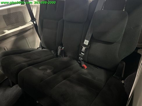 Used 2015 Dodge Grand Caravan American Value Package w/ UConnect Hands-Free Group image 25