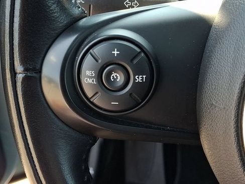 Used 2018 MINI Cooper S FWD image 19