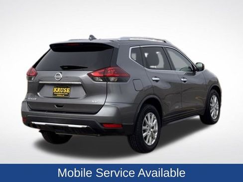 Used 2018 Nissan Rogue SV FWD image 3
