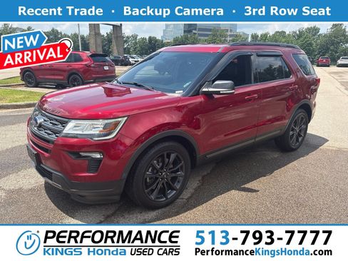 Used 2019 Ford Explorer XLT w/ Equipment Group 202A FWD image 1