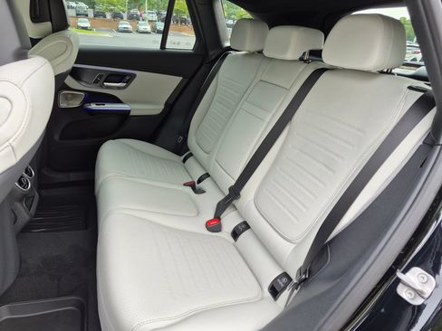 New 2027 Mercedes-Benz GLC 300 4MATIC image 31