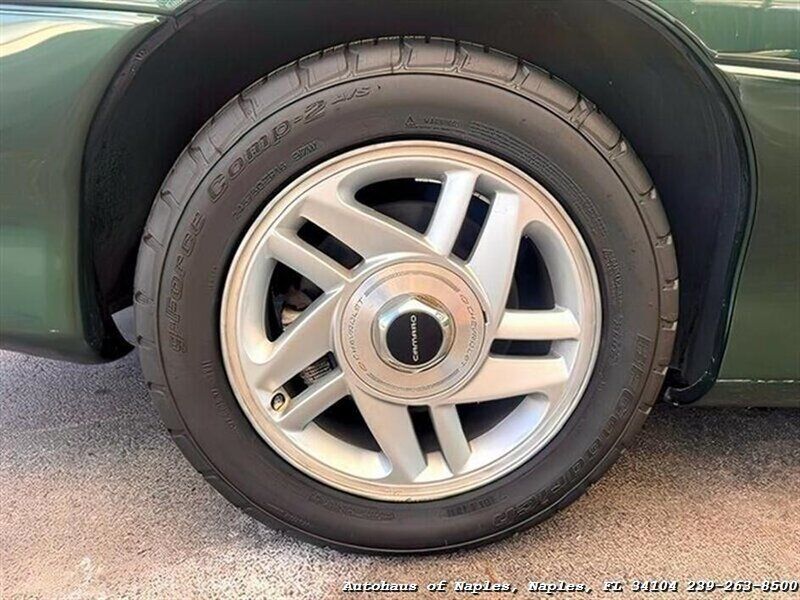 Used 1995 Chevrolet Camaro Z28 RWD image 18