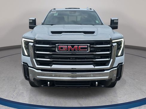 New 2026 GMC Sierra 2500 SLT w/ SLT Convenience Package AWD/4WD image 2