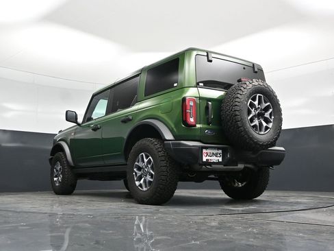 Certified 2025 Ford Bronco Badlands image 54