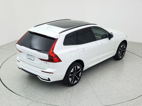 New 2026 Volvo XC60 B5 Plus w/ Protection Package Premier image 15