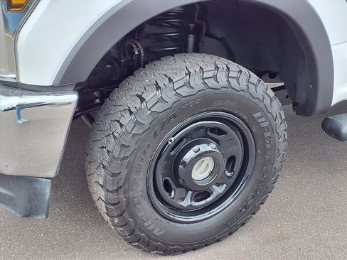 Used 2019 Ford F250 XL w/ Power Equipment Group image 26