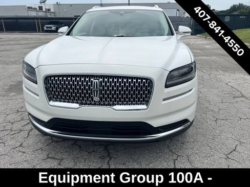 Used 2022 Lincoln Nautilus FWD image 2