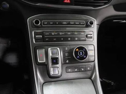Used 2023 Hyundai Santa Fe Limited image 10