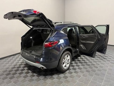 Used 2020 Chevrolet Blazer LT FWD image 28