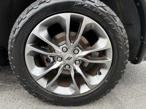 Used 2020 Dodge Durango GT image 11