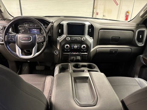 Used 2020 GMC Sierra 1500 SLE w/ SLE Value Package image 27