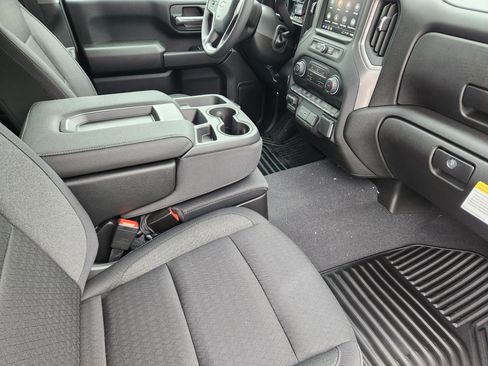 New 2026 Chevrolet Silverado 2500 Custom w/ Custom Value Package image 15