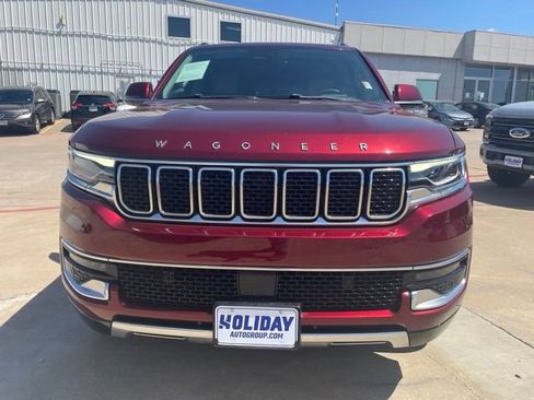 Used 2022 Jeep Wagoneer Series III w/ Flexible Seating Group AWD/4WD image 8