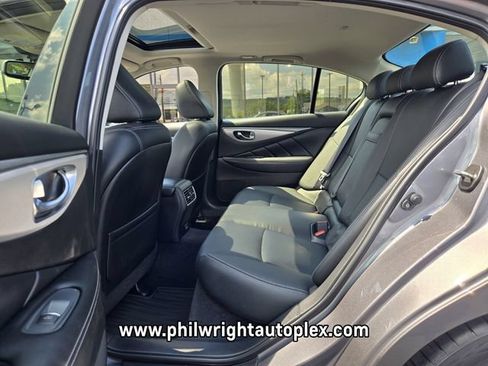 Used 2021 INFINITI Q50 Luxe w/ Seat & Sound Package RWD image 11